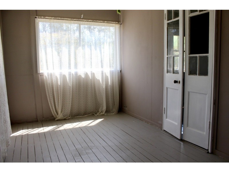 10 MAIN STREET, Hivesville QLD 4612