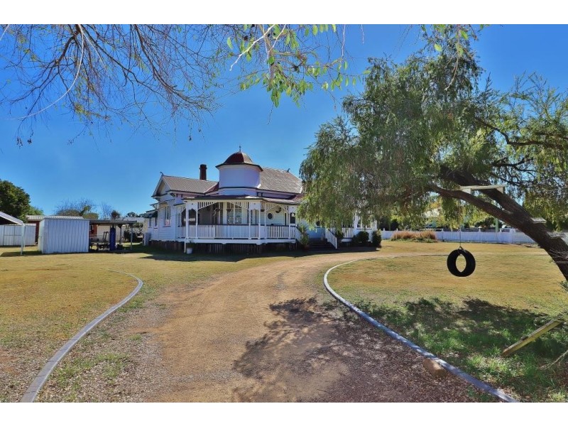 63 FIRST AVENUE, Kingaroy QLD 4610