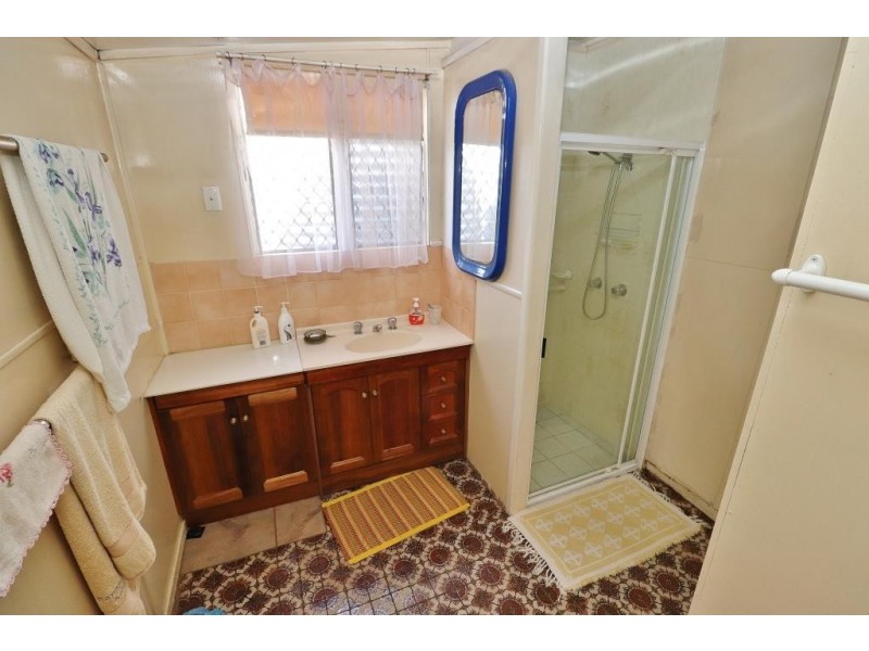 16 FISHER STREET, Kingaroy QLD 4610