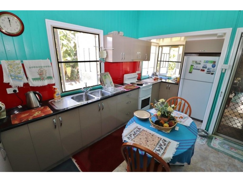 14 WONDAI ROAD, Proston QLD 4613
