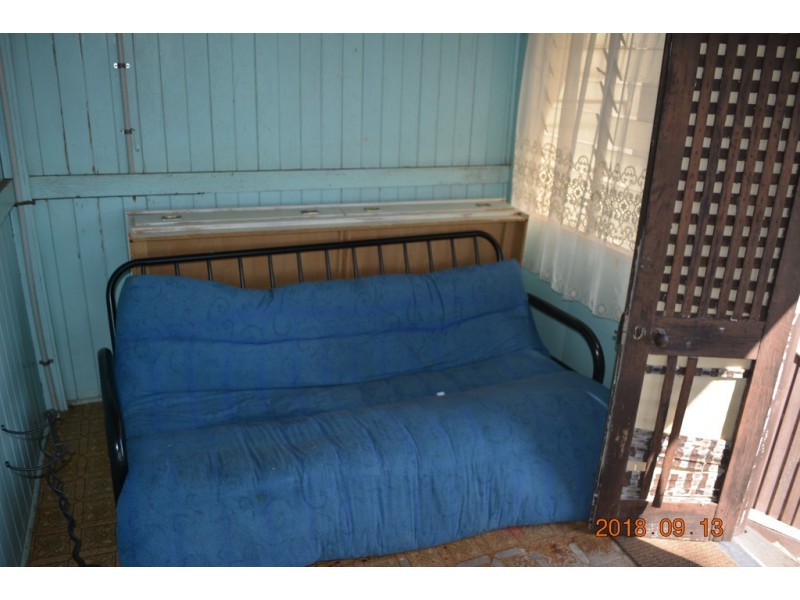 10 Beresford St, Proston QLD 4613