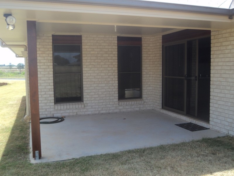 19 Tessmans Road, Kingaroy QLD 4610