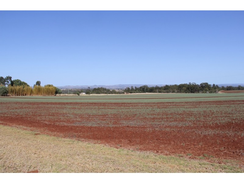 Tablelands QLD 4605
