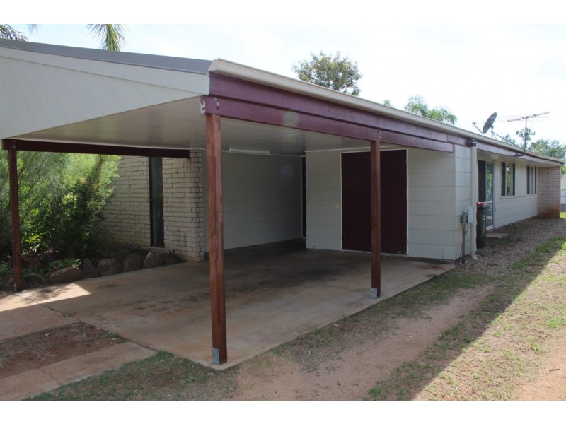 2 BELLE STREET, Kingaroy QLD 4610