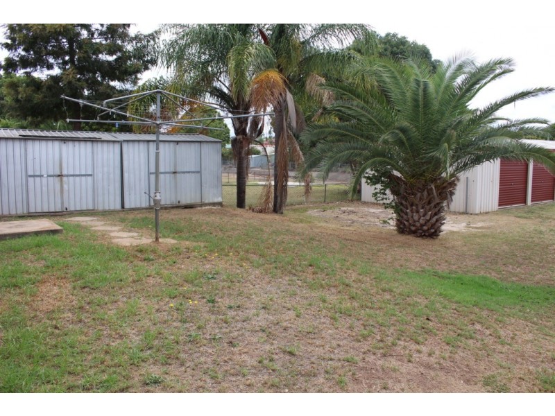 2 BELLE STREET, Kingaroy QLD 4610