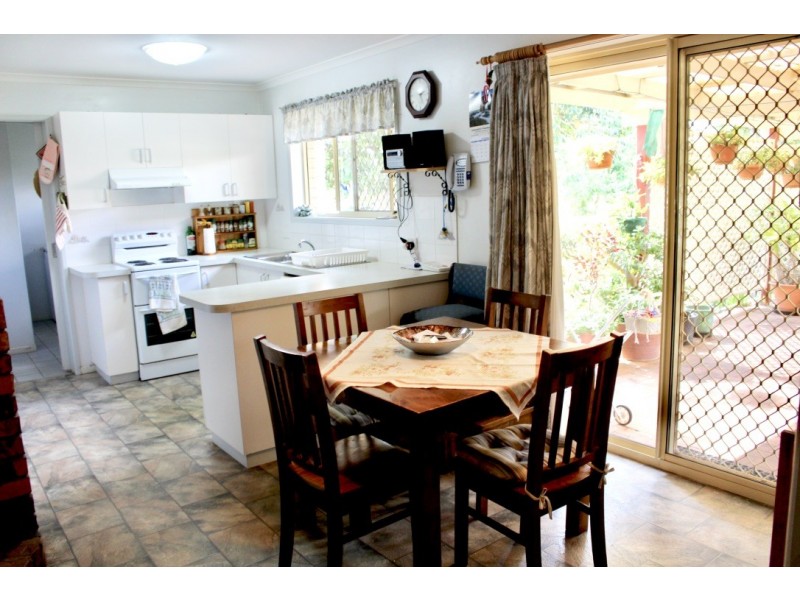 22 MURRAY PARADE, Kingaroy QLD 4610