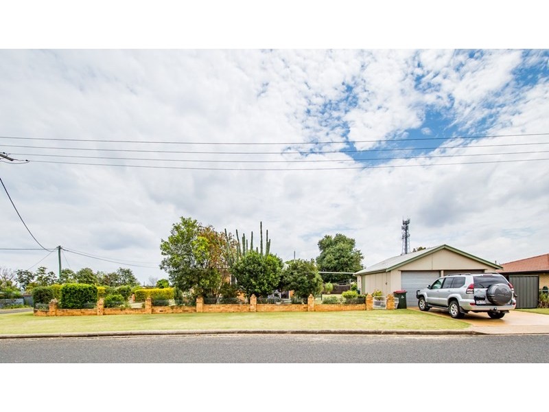 16 CORAL STREET, Kingaroy QLD 4610
