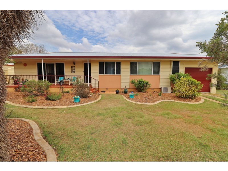 11 EARL STREET, Kingaroy QLD 4610