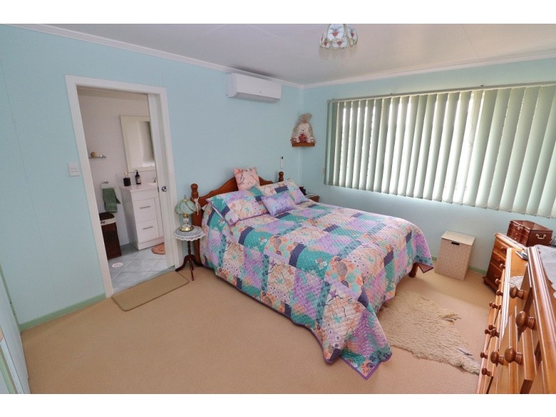 11 EARL STREET, Kingaroy QLD 4610