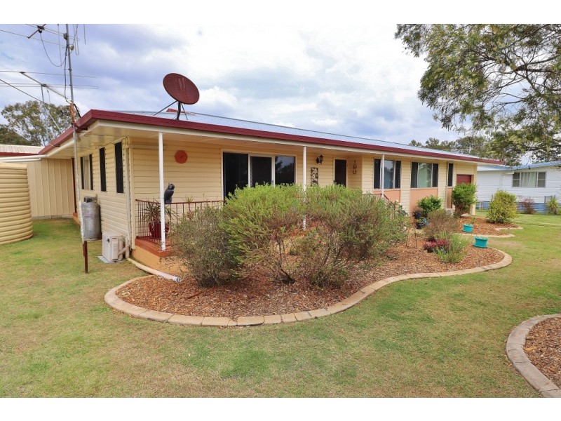 11 EARL STREET, Kingaroy QLD 4610