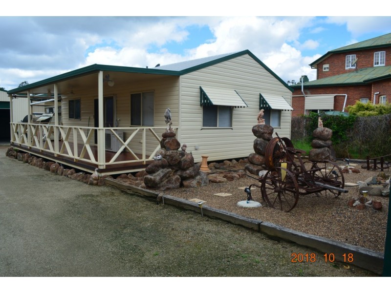 18 Main Street, Hivesville QLD 4612