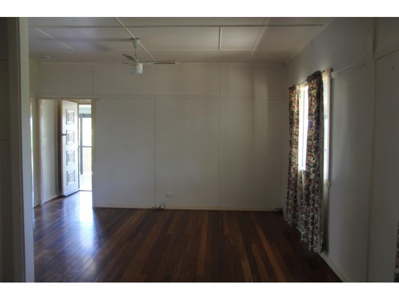 36 WEBSTER STREET, Kingaroy QLD 4610