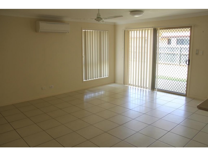 39 OASIS DRIVE, Kingaroy QLD 4610