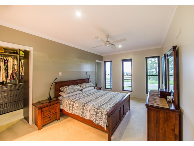 64 WEBSTER STREET, Kingaroy QLD 4610
