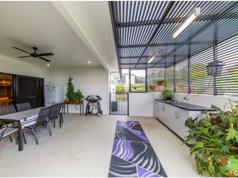 64 WEBSTER STREET, Kingaroy QLD 4610