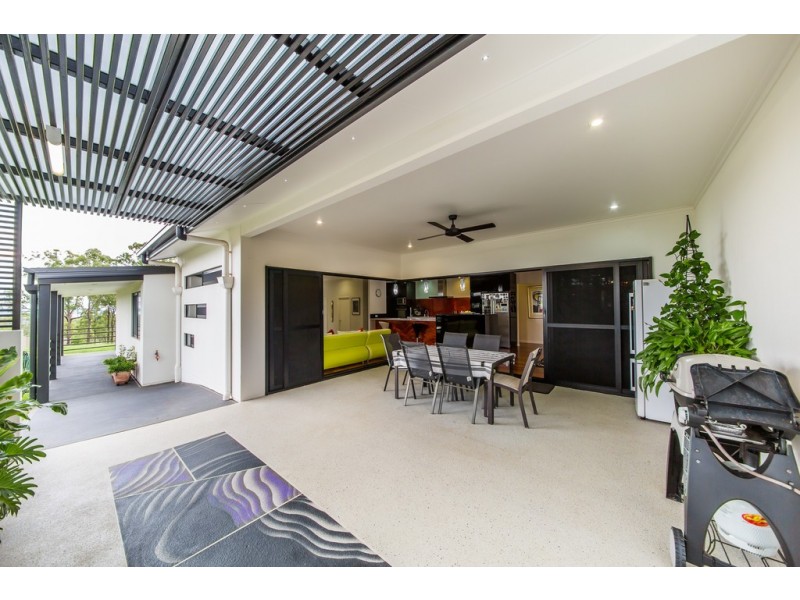 64 WEBSTER STREET, Kingaroy QLD 4610