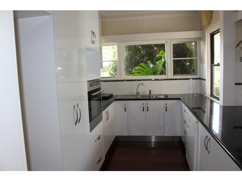 18 CARROLL STREET, Kingaroy QLD 4610