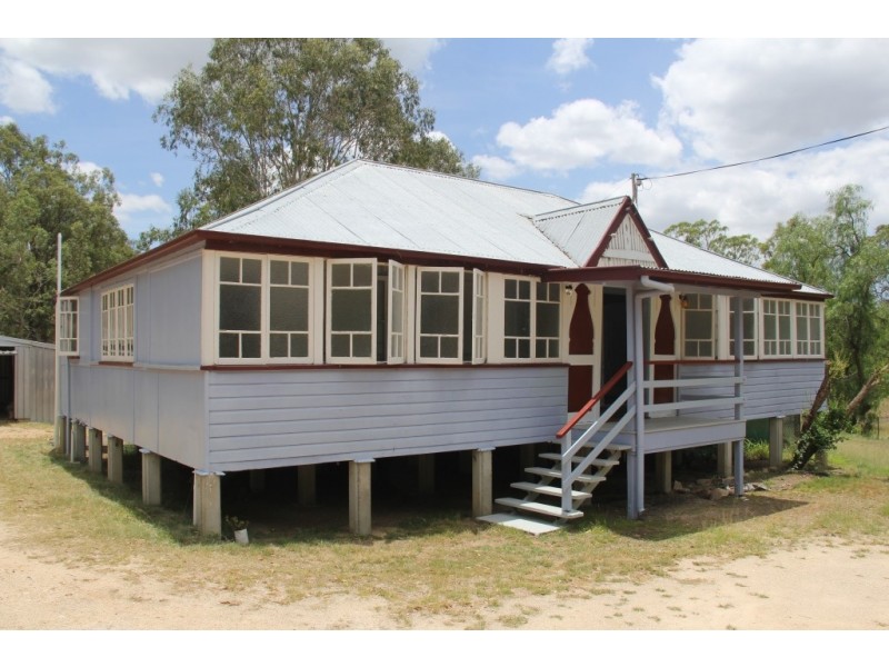 Ellesmere QLD 4610