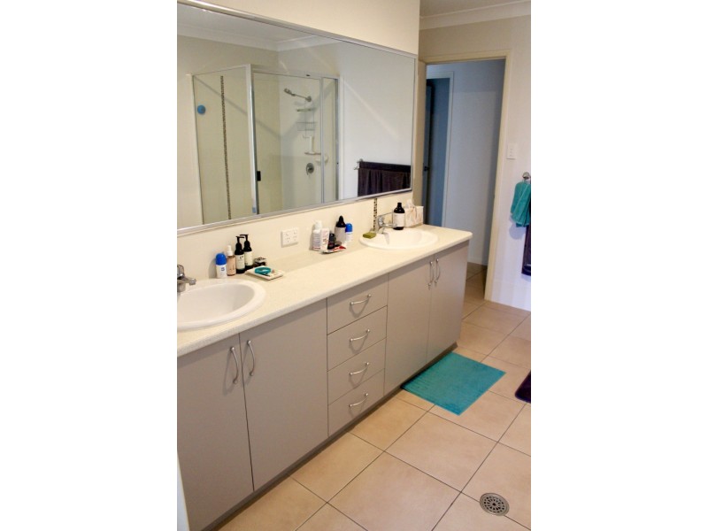 3 HODGE STREET, Kingaroy QLD 4610