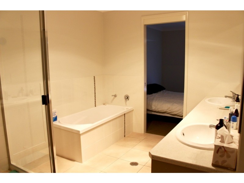 3 HODGE STREET, Kingaroy QLD 4610