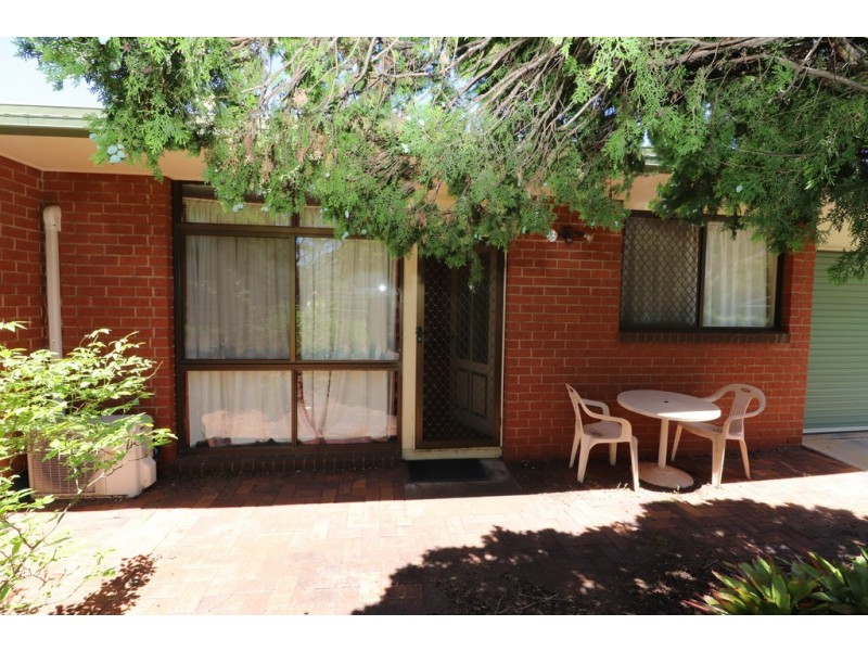 1/30 KNIGHT STREET, Kingaroy QLD 4610