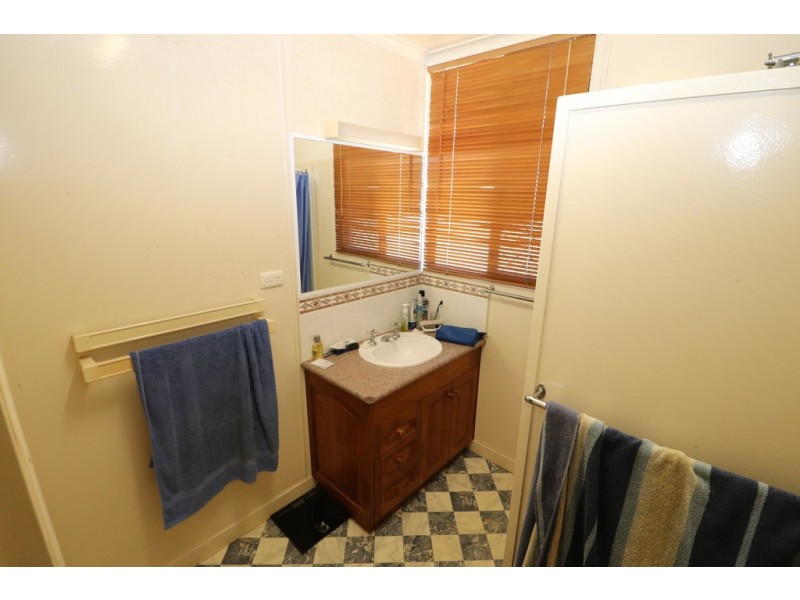 1/30 KNIGHT STREET, Kingaroy QLD 4610