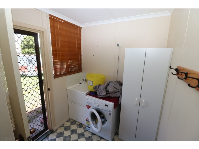 1/30 KNIGHT STREET, Kingaroy QLD 4610