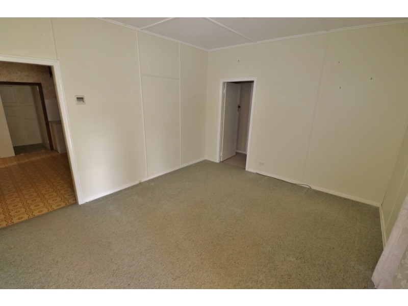 47 KNIGHT STREET, Kingaroy QLD 4610