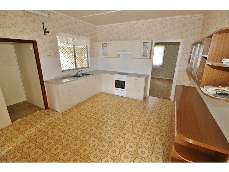 47 KNIGHT STREET, Kingaroy QLD 4610