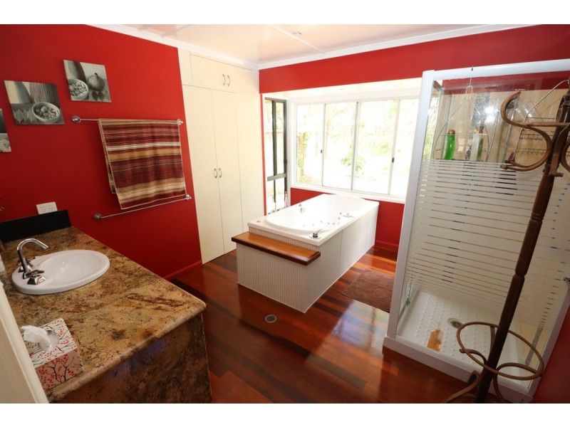1011 CUSHNIE ROAD, Cushnie QLD 4608