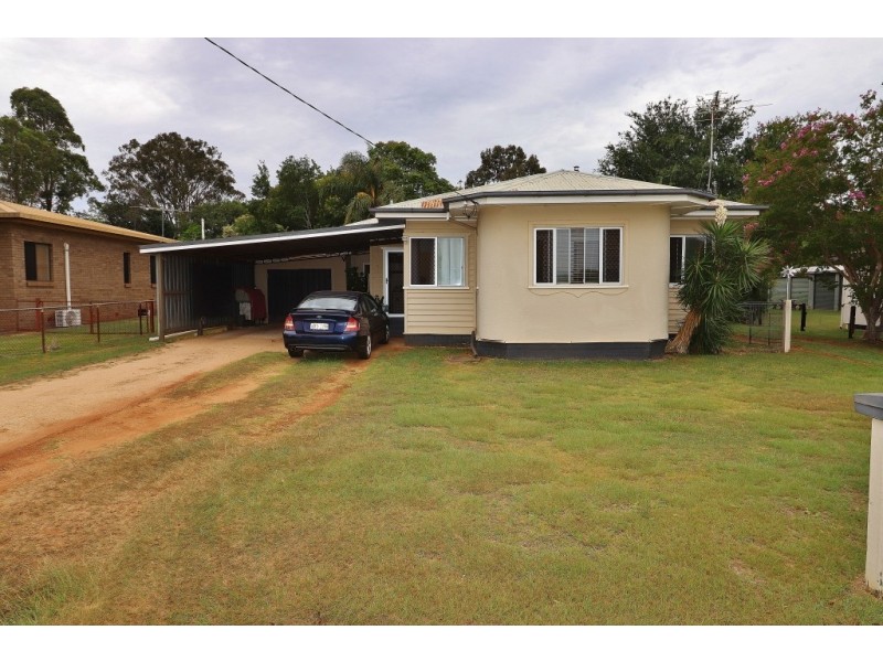 92 ALFORD STREET, Kingaroy QLD 4610