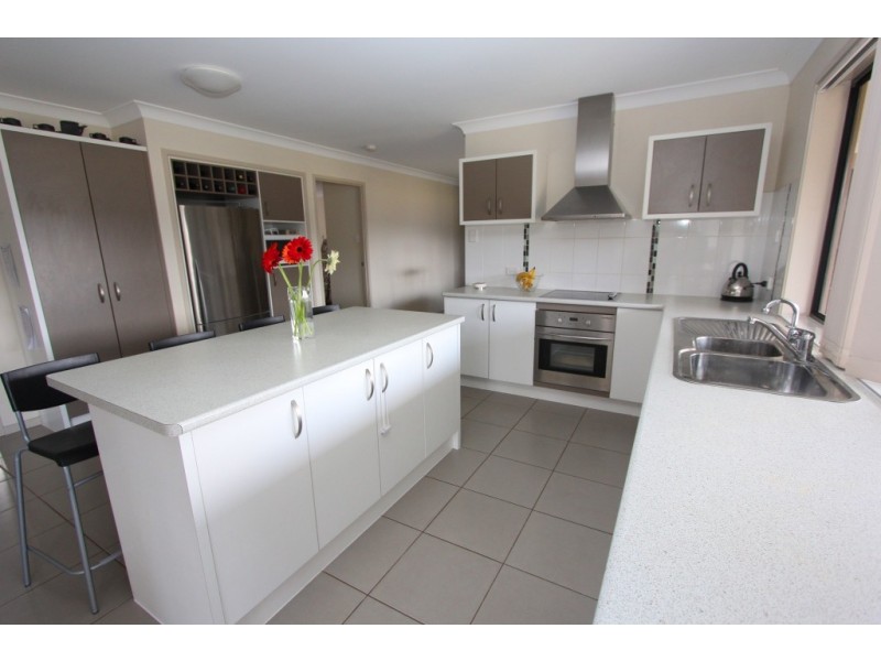 1 Frangipani Drive, Kingaroy QLD 4610