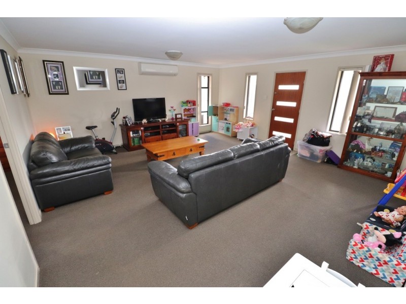 1 Frangipani Drive, Kingaroy QLD 4610