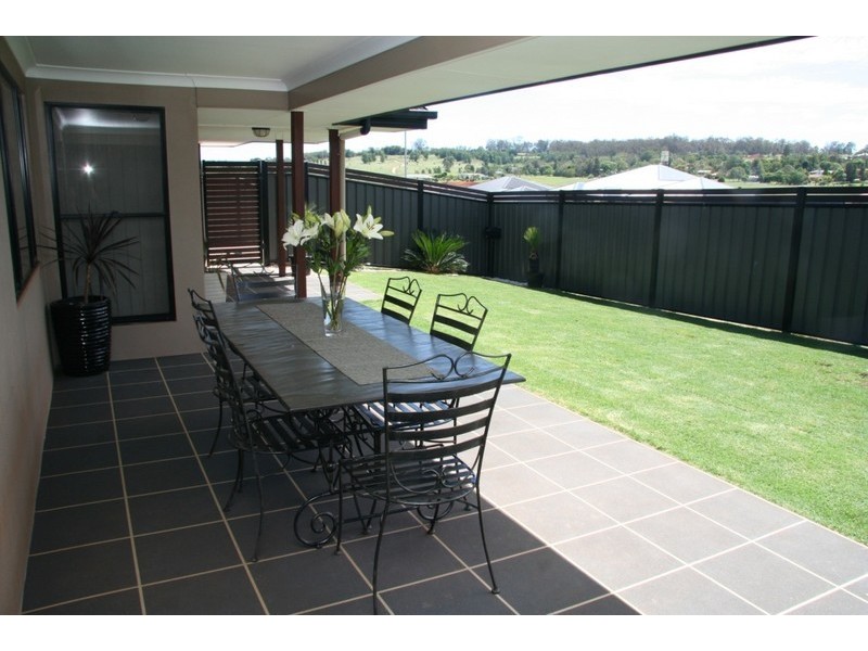 1 Frangipani Drive, Kingaroy QLD 4610