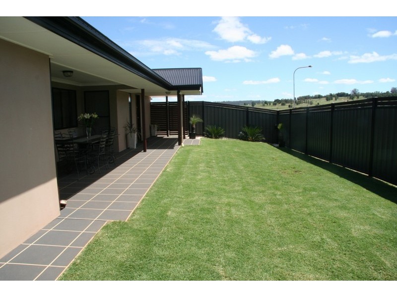 1 Frangipani Drive, Kingaroy QLD 4610