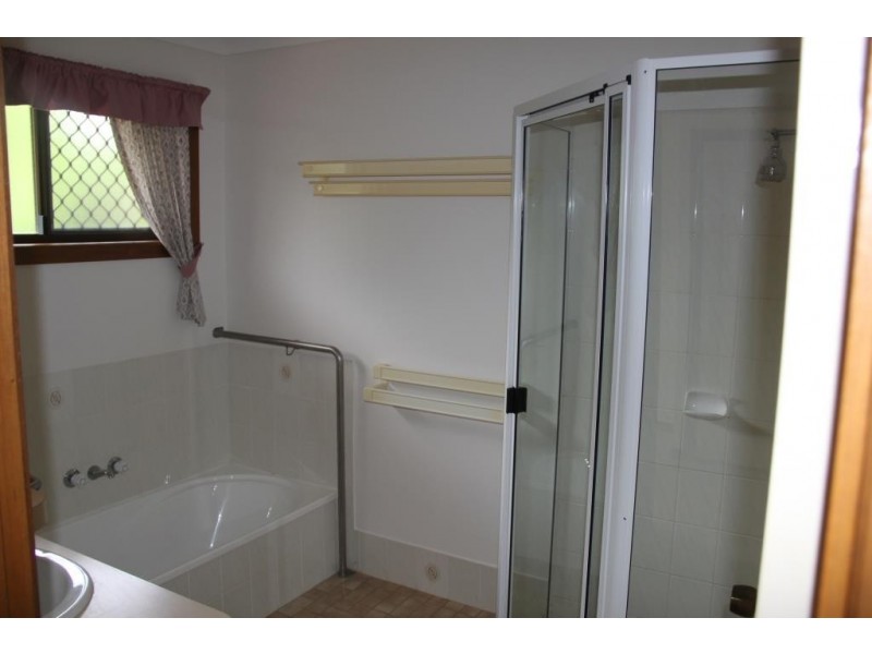 6 CAMPBELL STREET, Kingaroy QLD 4610