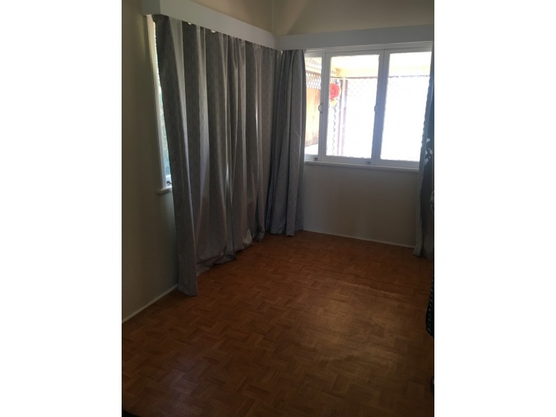 16 William Street, Kingaroy QLD 4610