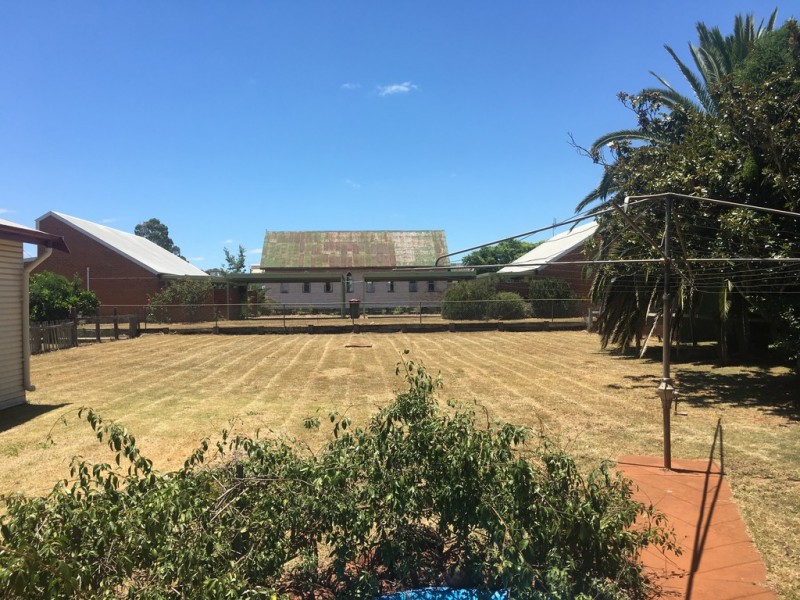 16 William Street, Kingaroy QLD 4610