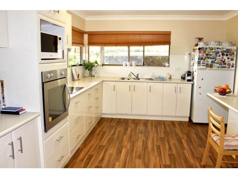 125 MOORE STREET, Kingaroy QLD 4610