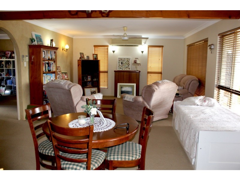125 MOORE STREET, Kingaroy QLD 4610