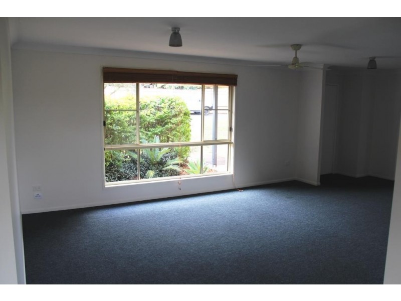 19 FAIRVIEW DRIVE, Kingaroy QLD 4610