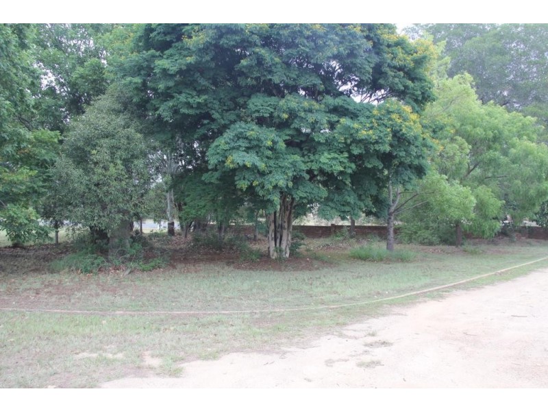 8 Redmans Road, Kingaroy QLD 4610