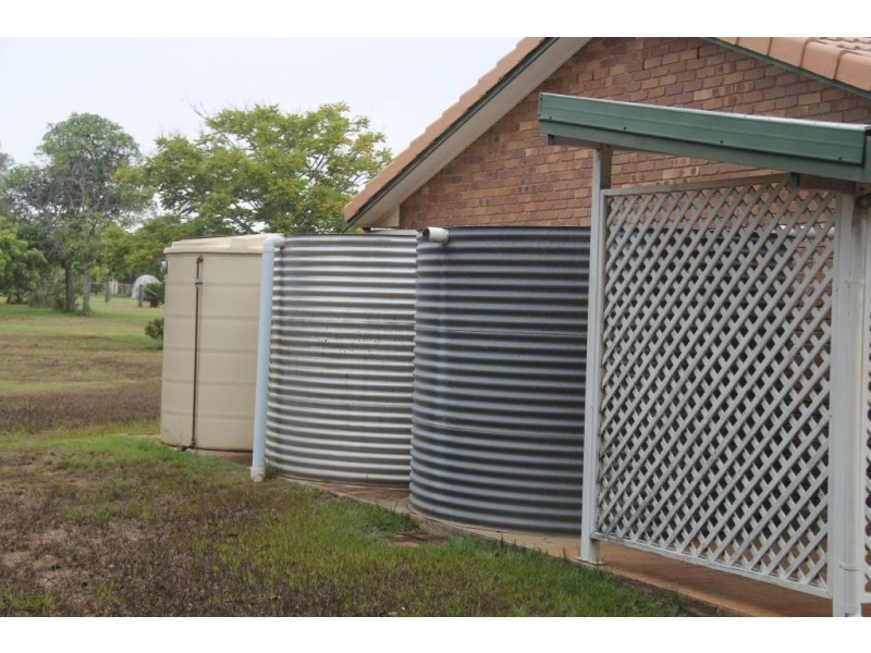 8 Redmans Road, Kingaroy QLD 4610