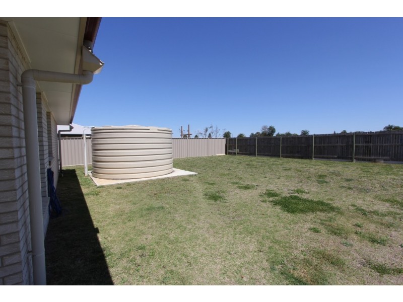 47 Parkside Drive, Kingaroy QLD 4610