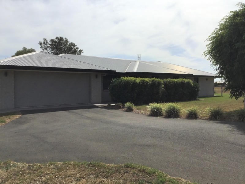 14 Redmans Rd, Kingaroy QLD 4610