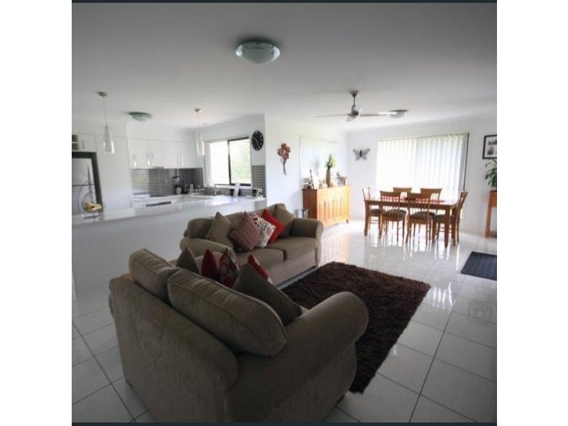 14 Redmans Rd, Kingaroy QLD 4610