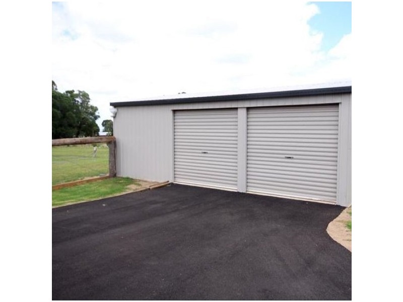 14 Redmans Rd, Kingaroy QLD 4610