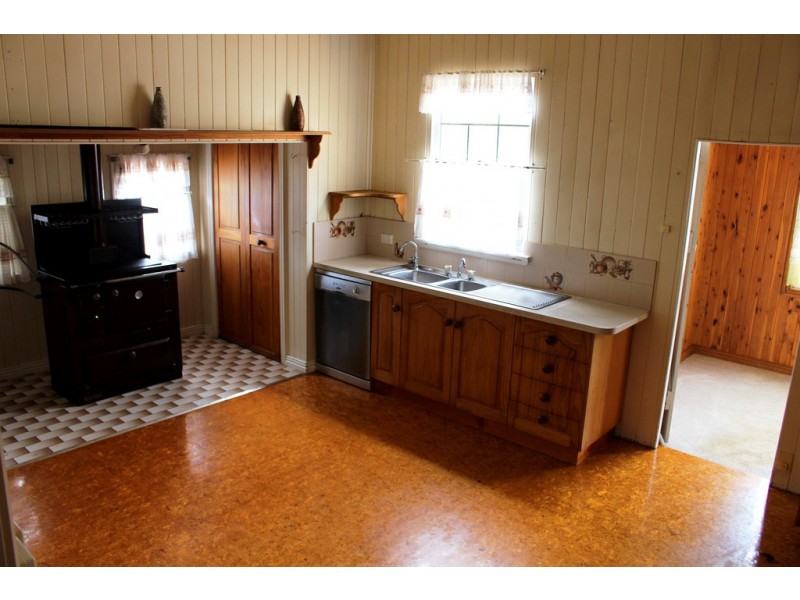 68 HALY STREET, Kingaroy QLD 4610