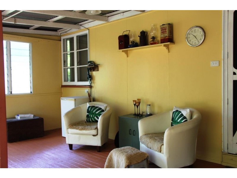 845 ELLESMERE ROAD, Ellesmere QLD 4610