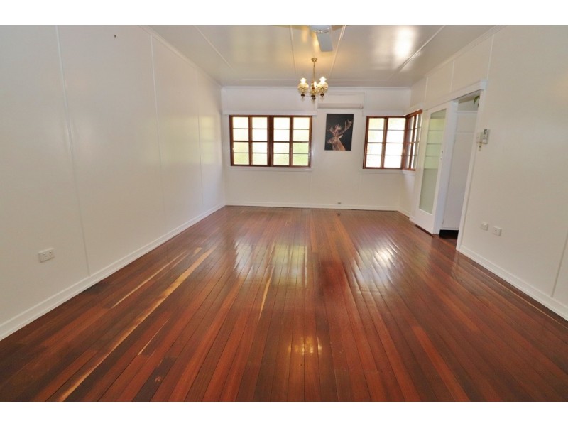40 SCOTT STREET, Wondai QLD 4606
